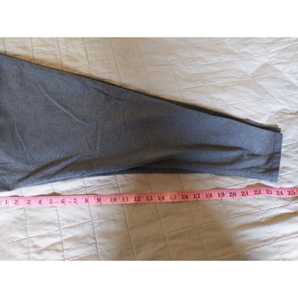 Soft Surroundings Women's Petite XL Gray Pull On Leggings Capri Elastic EUC - Picture 6 of 6